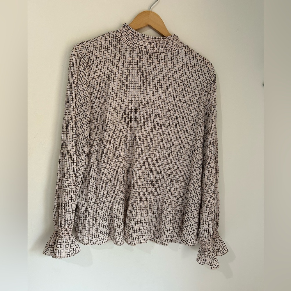 Adrianna Papell Black and White Patterned Blouse - Picture 2 of 8